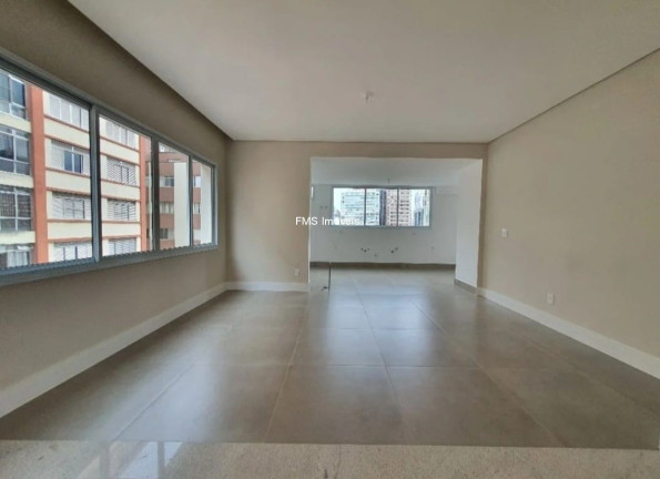 Imagem Imóvel com 3 Quartos à Venda, 360 m² em Bela Vista - São Paulo Imagem Imóvel com 3 Quartos à Venda, 360 m² em Bela Vista - São Paulo