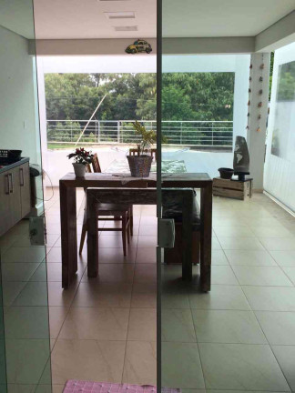 Imagem Casa com 3 Quartos à Venda, 215 m² em Aruã - Mogi Das Cruzes Imagem Casa com 3 Quartos à Venda, 215 m² em Aruã - Mogi Das Cruzes