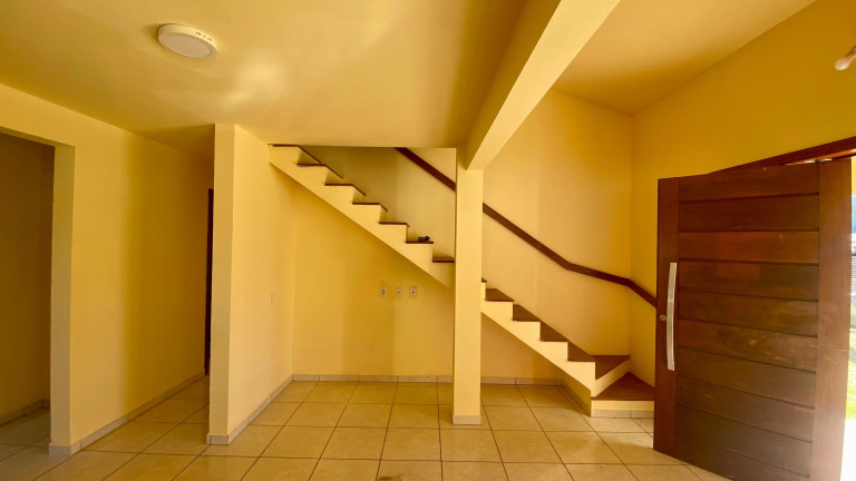 Imagem Casa com 3 Quartos à Venda, 140 m² em Areias De Macacu - Garopaba Imagem Casa com 3 Quartos à Venda, 140 m² em Areias De Macacu - Garopaba