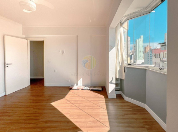 Imagem Apartamento com 3 Quartos à Venda, 108 m² em Centro - Balneário Camboriú Imagem Apartamento com 3 Quartos à Venda, 108 m² em Centro - Balneário Camboriú