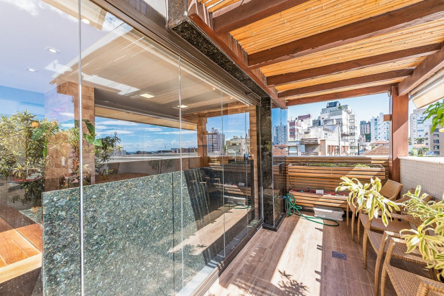 Imagem Apartamento com 3 Quartos à Venda, 203 m² em Rio Branco - Porto Alegre Imagem Apartamento com 3 Quartos à Venda, 203 m² em Rio Branco - Porto Alegre
