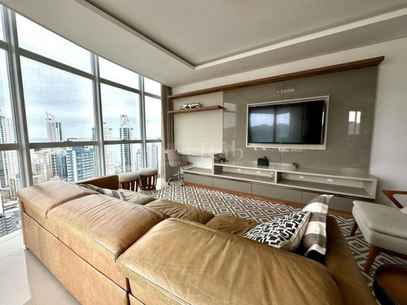 Apartamento com 3 Quartos à Venda, 128 m² em Centro - Balneário Camboriú