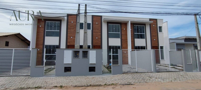 Imagem Sobrado com 3 Quartos à Venda, 100 m² em Meia Praia - Navegantes Imagem Sobrado com 3 Quartos à Venda, 100 m² em Meia Praia - Navegantes