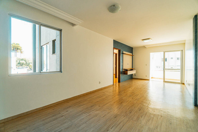 Apartamento com 3 Quartos à Venda, 96 m² em Cascavel