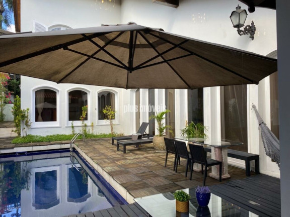 Imagem Casa com 6 Quartos à Venda, 704 m² em Jardim Guedala - São Paulo Imagem Casa com 6 Quartos à Venda, 704 m² em Jardim Guedala - São Paulo