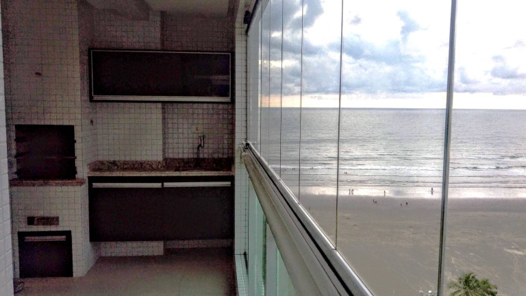 Foto do imóvel Apartamento com 3 Quartos à Venda, 170 m² em Canto Do Forte - Praia Grande