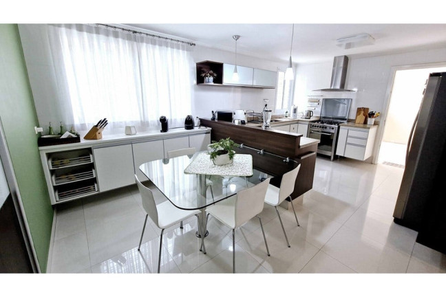 Imagem Casa com 3 Quartos à Venda, 295 m² em Caxingui - São Paulo Imagem Casa com 3 Quartos à Venda, 295 m² em Caxingui - São Paulo