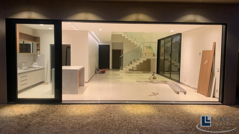Imagem Casa com 4 Quartos à Venda, 350 m² em Vila Do Golf - Ribeirao Preto Imagem Casa com 4 Quartos à Venda, 350 m² em Vila Do Golf - Ribeirao Preto