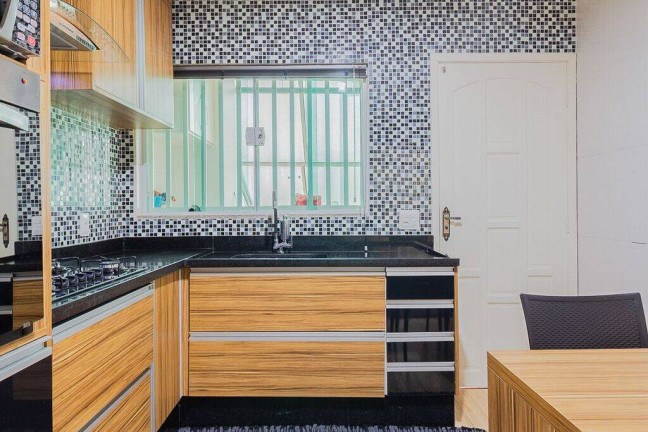 Imagem Casa com 2 Quartos à Venda, 127 m² em Jardim Eliane - São Paulo Imagem Casa com 2 Quartos à Venda, 127 m² em Jardim Eliane - São Paulo