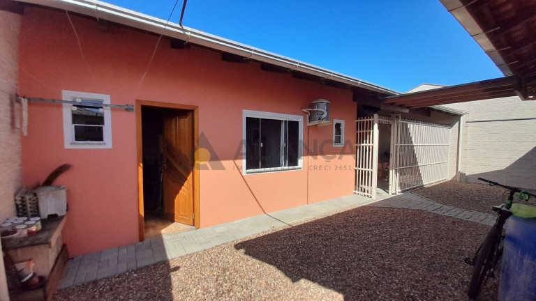 Imagem Casa com 3 Quartos à Venda, 286 m² em Meia Praia - Navegantes Imagem Casa com 3 Quartos à Venda, 286 m² em Meia Praia - Navegantes