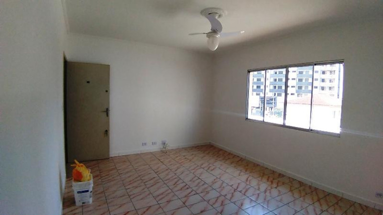 Imagem Kitnet à Venda, 38 m² em Guilhermina - Praia Grande Imagem Kitnet à Venda, 38 m² em Guilhermina - Praia Grande