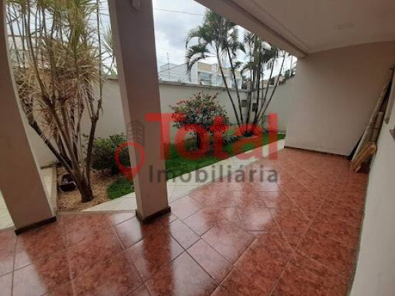 Imagem Casa com 4 Quartos à Venda, 325 m² em Cruzeirinho - Timóteo
