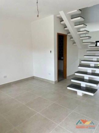 Imagem Casa com 2 Quartos à Venda, 148 m² em Jardim Mariella - Caraguatatuba