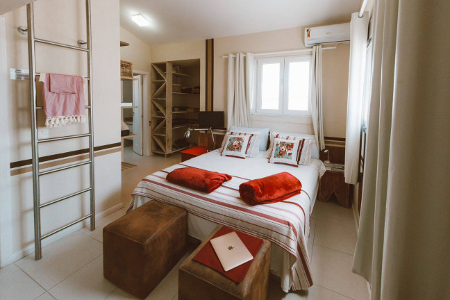 Imagem Cobertura com 4 Quartos à Venda, 230 m² em Jurerê Internacional - Florianópolis
