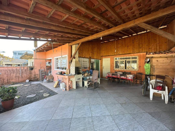 Imagem Casa com 3 Quartos à Venda, 77 m² em Costeira - Balneário Barra Do Sul Imagem Casa com 3 Quartos à Venda, 77 m² em Costeira - Balneário Barra Do Sul