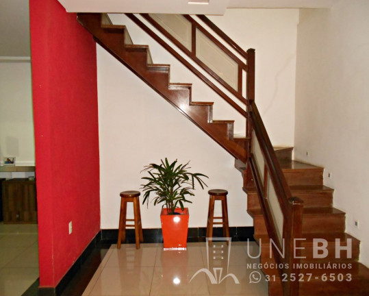 Imagem Casa com 4 Quartos à Venda, 189 m² em Heliópolis - Belo Horizonte Imagem Casa com 4 Quartos à Venda, 189 m² em Heliópolis - Belo Horizonte