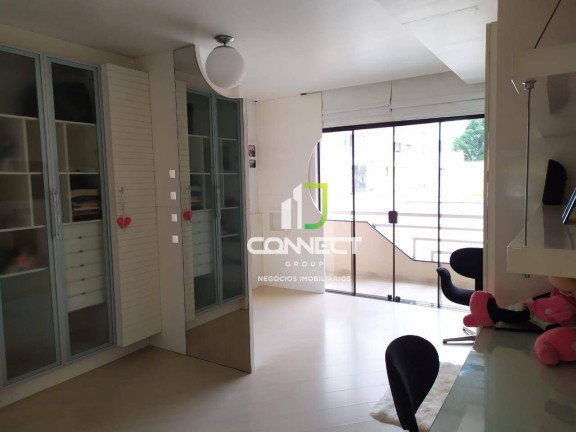 Imagem Casa com 3 Quartos à Venda, 335 m² em São João - Itajaí
