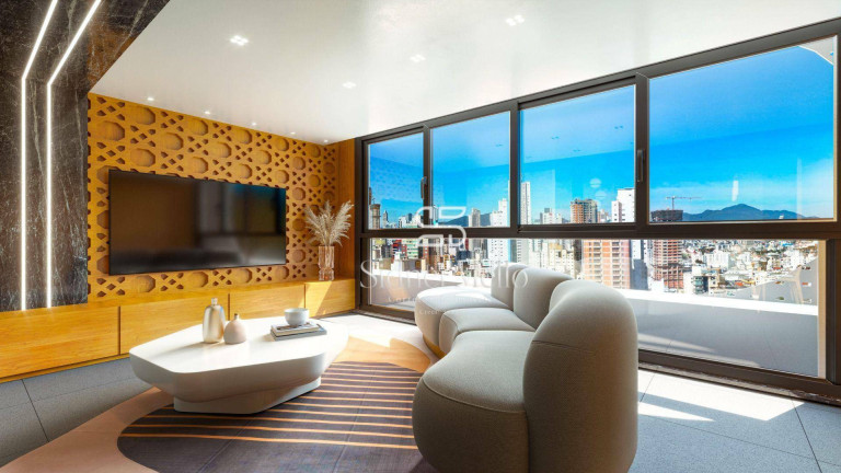 Apartamento com 3 Quartos à Venda, 105 m² em 2 Quadra Centro - Balneário Camboriú