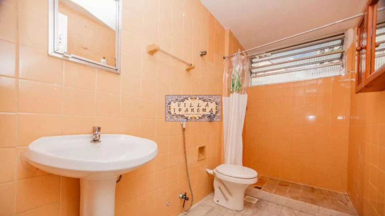 Imagem Apartamento com 2 Quartos à Venda, 75 m² em Icaraí - Niterói Imagem Apartamento com 2 Quartos à Venda, 75 m² em Icaraí - Niterói