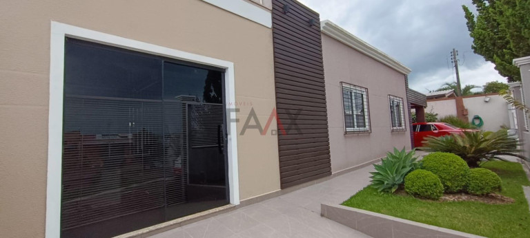 Imagem Casa com 4 Quartos à Venda, 255 m² em Boqueirão - Guarapuava Imagem Casa com 4 Quartos à Venda, 255 m² em Boqueirão - Guarapuava
