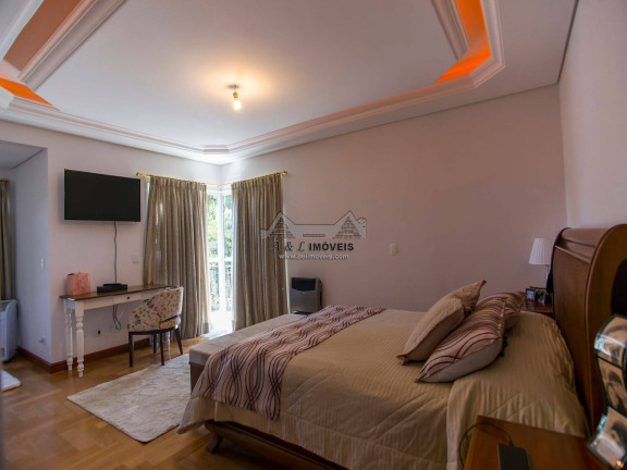 Imagem Casa com 4 Quartos à Venda, 442 m² em Vila Natal - Campos Do Jordão