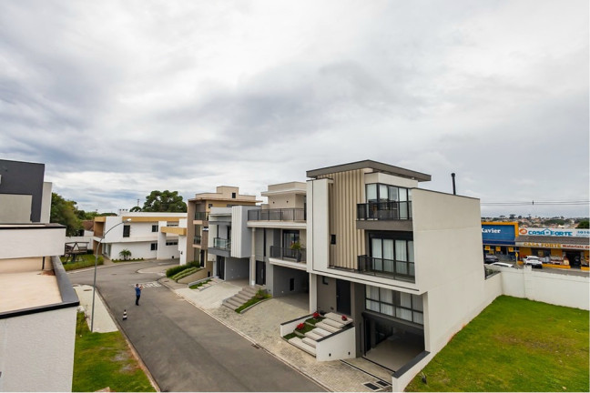 Imagem Casa de Condomínio com 3 Quartos à Venda, 254 m² em Santa Cândida - Curitiba Imagem Casa de Condomínio com 3 Quartos à Venda, 254 m² em Santa Cândida - Curitiba