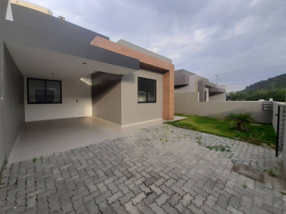Imagem Casa com 3 Quartos à Venda, 100 m² em Sertão Do Maruim - São José