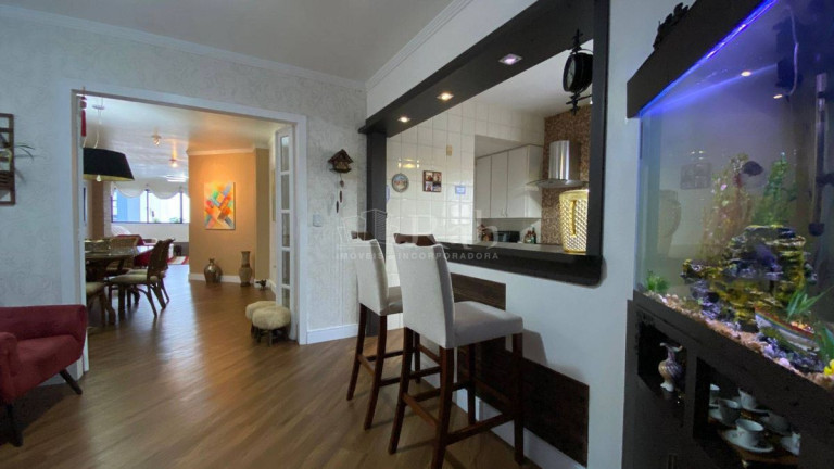 Imagem Apartamento com 3 Quartos à Venda, 138 m² em Centro - Itajaí