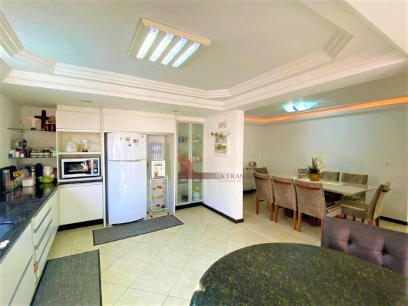Imagem Casa com 4 Quartos à Venda, 232 m² em Ressacada - Itajaí Imagem Casa com 4 Quartos à Venda, 232 m² em Ressacada - Itajaí