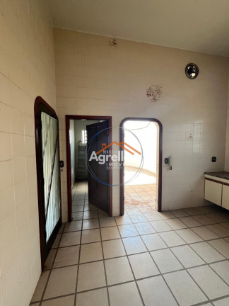 Imagem Casa com 3 Quartos à Venda, 230 m² em Santa Cruz - Mogi Mirim Imagem Casa com 3 Quartos à Venda, 230 m² em Santa Cruz - Mogi Mirim