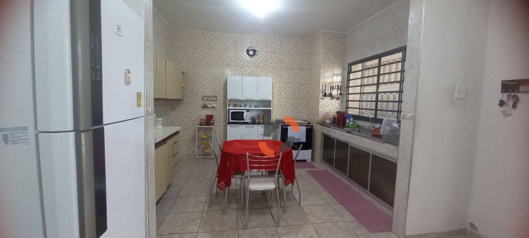 Imagem Casa com 3 Quartos à Venda, 240 m² em Califórnia - Nova Iguaçu