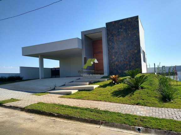 Casa com 3 Quartos à Venda, 367 m²