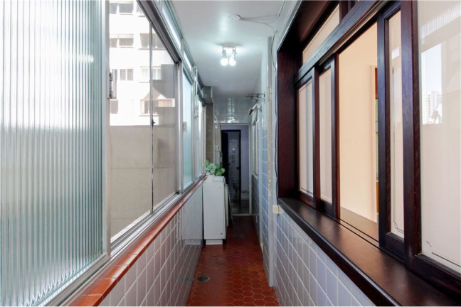 Imagem Imóvel com 4 Quartos à Venda, em Centro Historico - Porto Alegre Imagem Imóvel com 4 Quartos à Venda, em Centro Historico - Porto Alegre