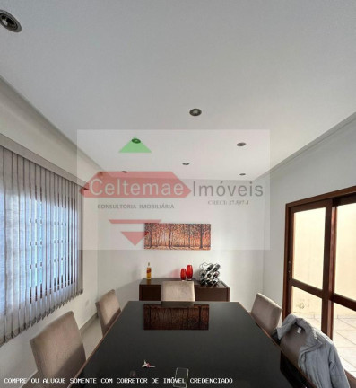 Imagem Casa com 4 Quartos à Venda, 145 m² em Parque Sao Luis - Taubaté Imagem Casa com 4 Quartos à Venda, 145 m² em Parque Sao Luis - Taubaté