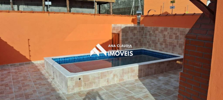Imagem Casa com 2 Quartos à Venda, 50 m² em Jamaica - Itanhaem Imagem Casa com 2 Quartos à Venda, 50 m² em Jamaica - Itanhaem