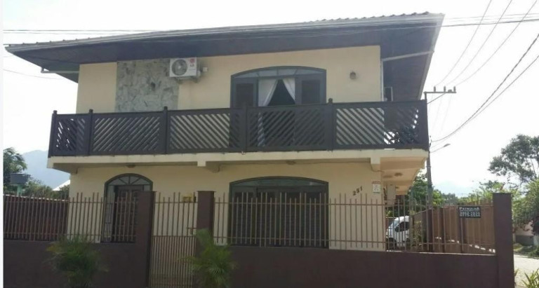 Imagem Casa com 4 Quartos à Venda, 272 m² em Vila Santo Antonio - Morretes Imagem Casa com 4 Quartos à Venda, 272 m² em Vila Santo Antonio - Morretes