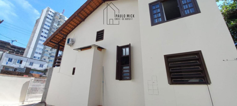 Casa à Venda,  em Rua Rio Negrinho, - Balneário Piçarras