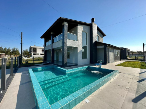 Imagem Casa com 3 Quartos à Venda, 166 m² em Zona Norte - Capao Da Canoa Imagem Casa com 3 Quartos à Venda, 166 m² em Zona Norte - Capao Da Canoa