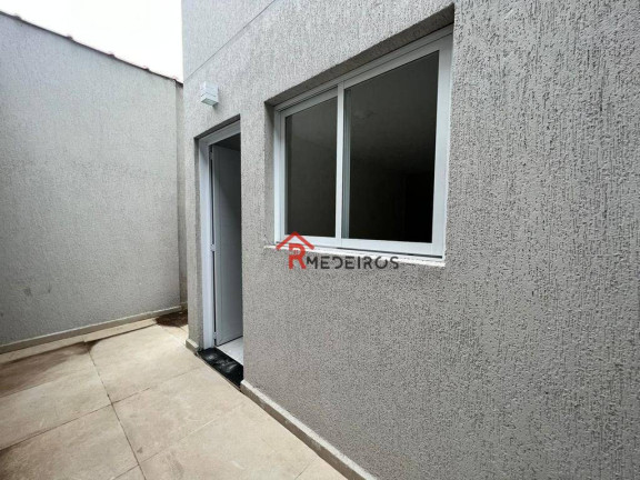 Sobrado com 2 Quartos à Venda, 50 m² em Vila Antártica - Praia Grande