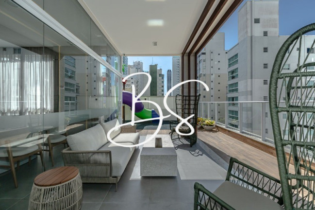 Imagem Apartamento com 3 Quartos à Venda, 123 m² em Centro - Balneário Camboriú Imagem Apartamento com 3 Quartos à Venda, 123 m² em Centro - Balneário Camboriú