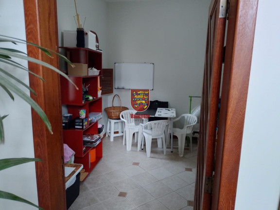 Imagem Casa com 3 Quartos à Venda, 440 m² em Balneário - Florianópolis Imagem Casa com 3 Quartos à Venda, 440 m² em Balneário - Florianópolis