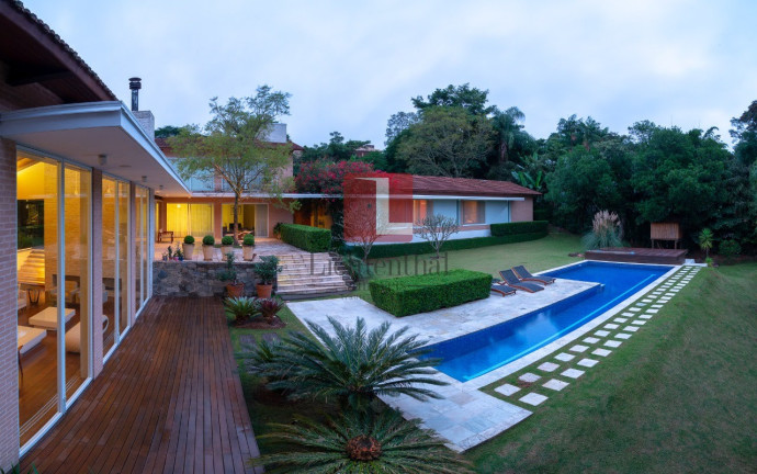 Casa de Condomínio com 4 Quartos à Venda, 808 m² em Jardim Torino - Cotia