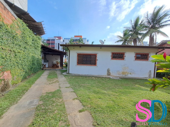 Imagem Casa com 8 Quartos à Venda, 246 m² em Acaraú - Ubatuba Imagem Casa com 8 Quartos à Venda, 246 m² em Acaraú - Ubatuba