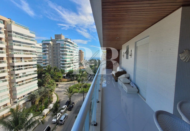 Imagem Imóvel com 5 Quartos à Venda, 236 m² em Riviera - Bertioga Imagem Imóvel com 5 Quartos à Venda, 236 m² em Riviera - Bertioga