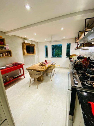Imagem Casa com 3 Quartos à Venda, 397 m² em Residencial Cinco (alphaville) - Santana De Parnaíba Imagem Casa com 3 Quartos à Venda, 397 m² em Residencial Cinco (alphaville) - Santana De Parnaíba