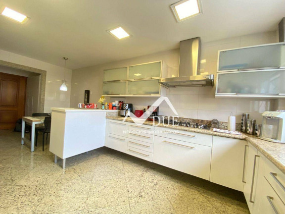 Imagem Apartamento com 3 Quartos à Venda, 227 m² em Embaré - Santos Imagem Apartamento com 3 Quartos à Venda, 227 m² em Embaré - Santos