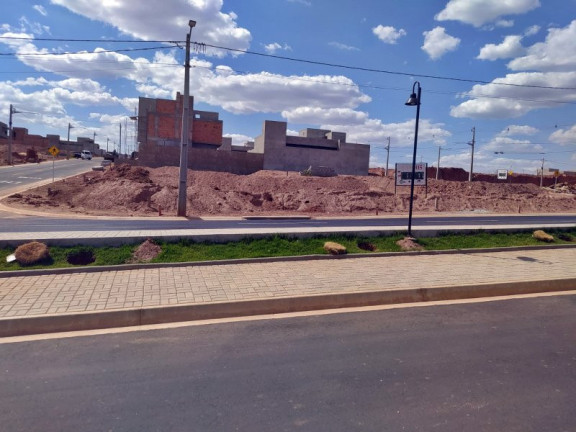 Imagem Imóvel à Venda, 250 m² em Residencial Vale Da Serra - Caldas Novas Imagem Imóvel à Venda, 250 m² em Residencial Vale Da Serra - Caldas Novas