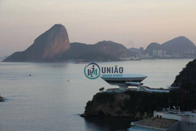 Imagem Apartamento com 1 Quarto à Venda, 57 m² em Ingá - Niterói