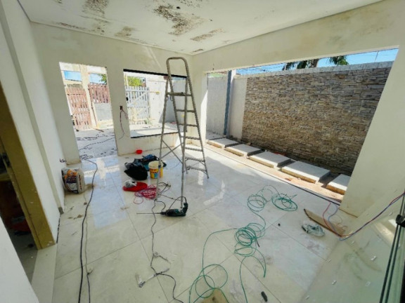 Imagem Casa com 3 Quartos à Venda, 88 m² em Vila Mirim - Praia Grande Imagem Casa com 3 Quartos à Venda, 88 m² em Vila Mirim - Praia Grande