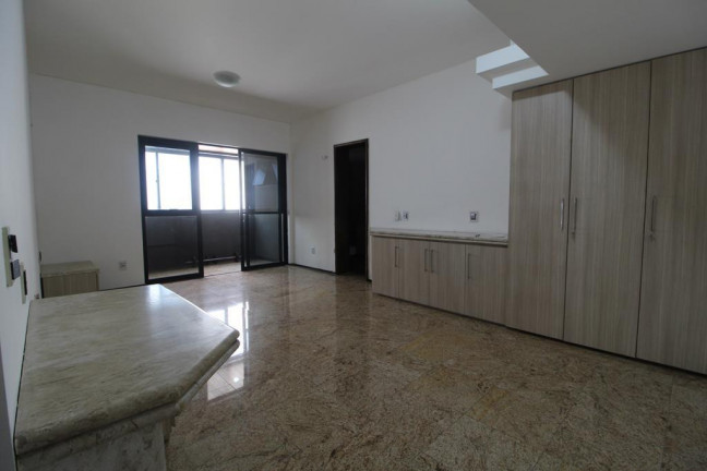Imagem Apartamento com 3 Quartos à Venda, 250 m² em Meireles - Fortaleza